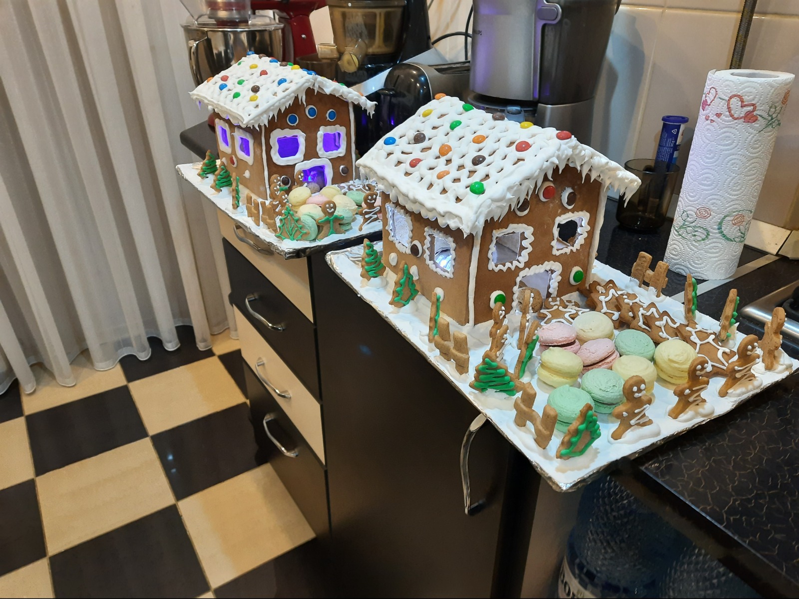 Gingerbread house with macarons