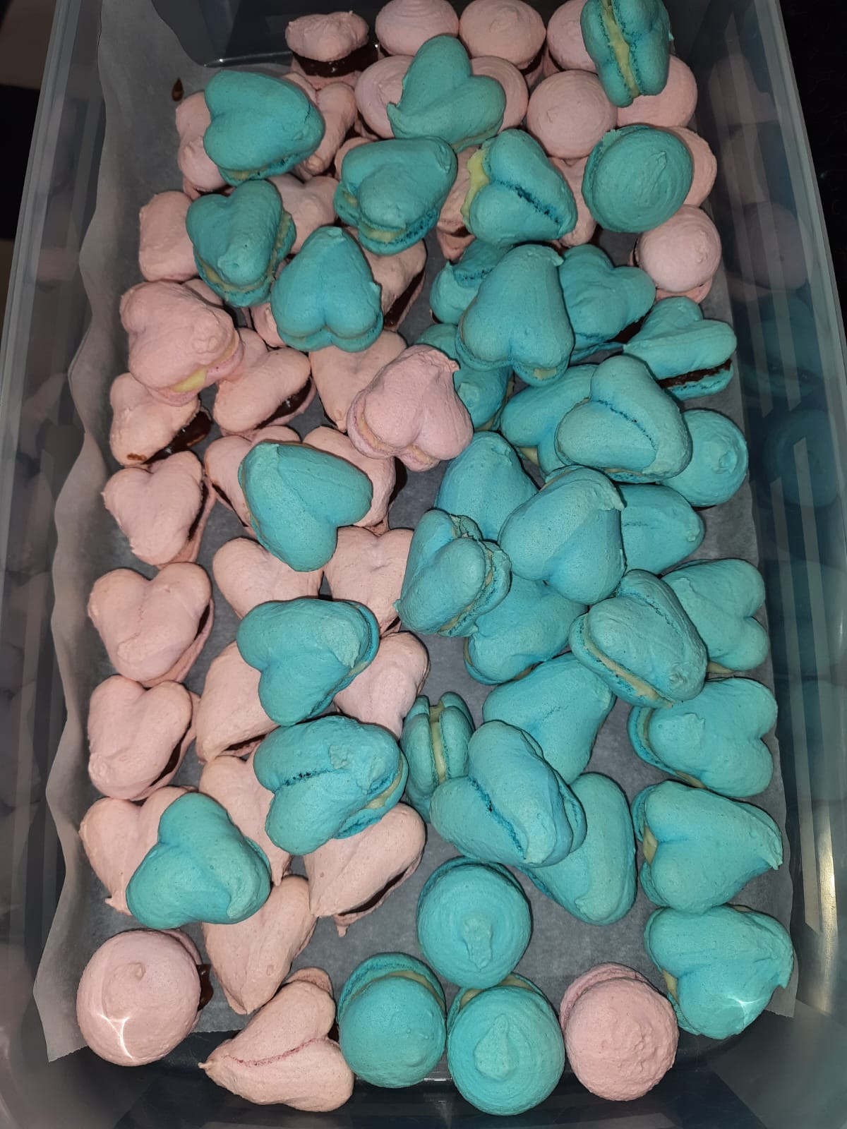 Heart shape macarons